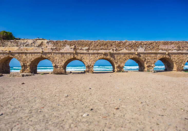 Caesarea_aquaduct_b
