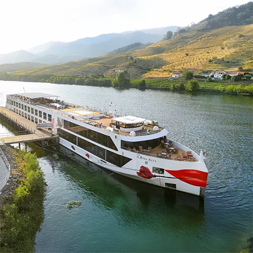 A Rosa Alva Cruise Ship